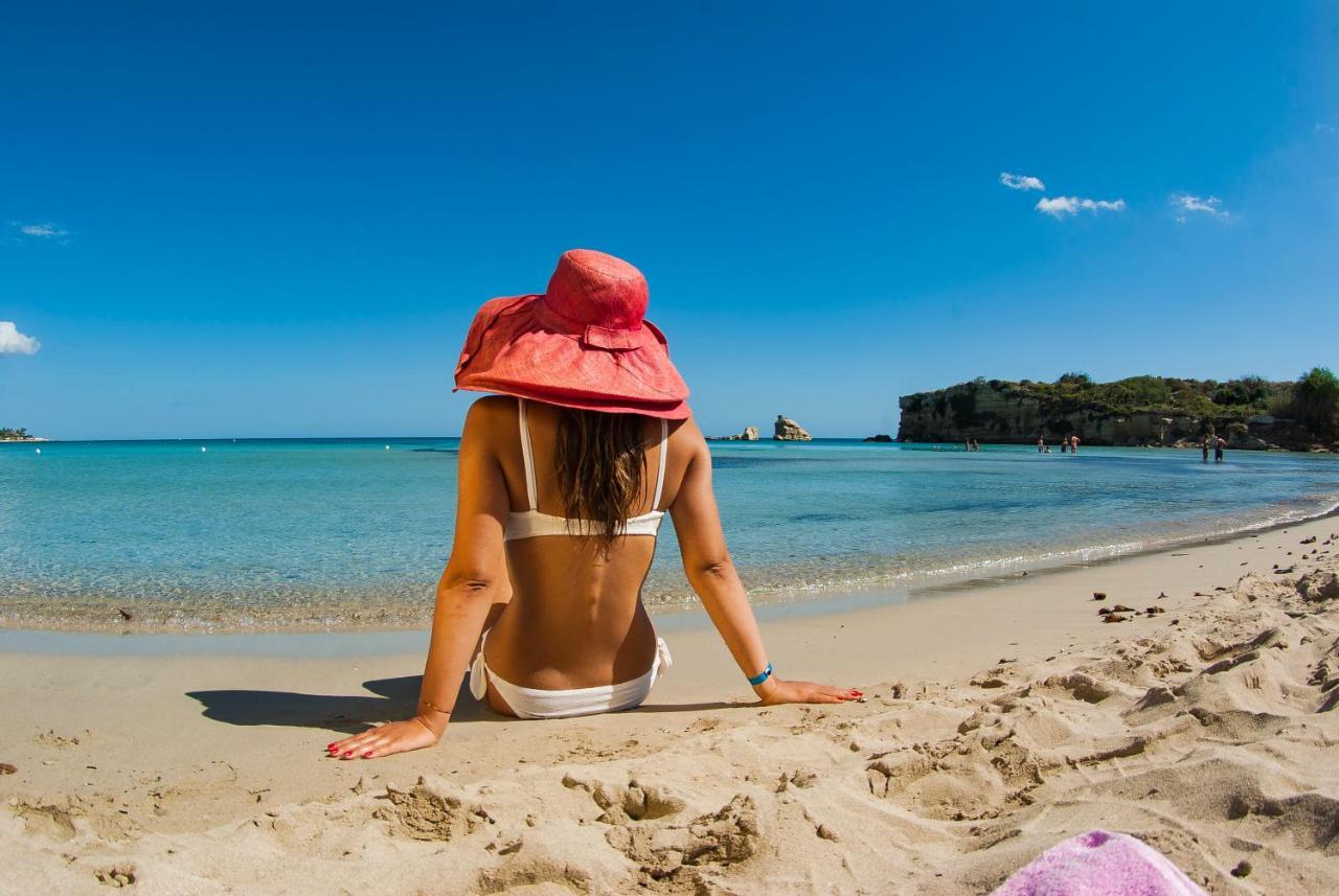 Futura Club Spiagge Bianche Hotel Fontane Bianche Kültér fotó