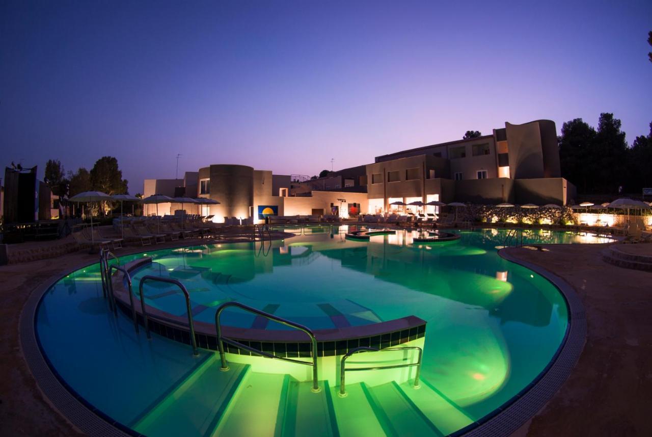 Futura Club Spiagge Bianche Hotel Fontane Bianche Kültér fotó
