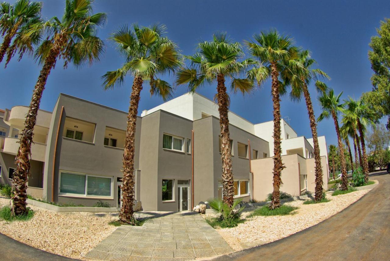 Futura Club Spiagge Bianche Hotel Fontane Bianche Kültér fotó
